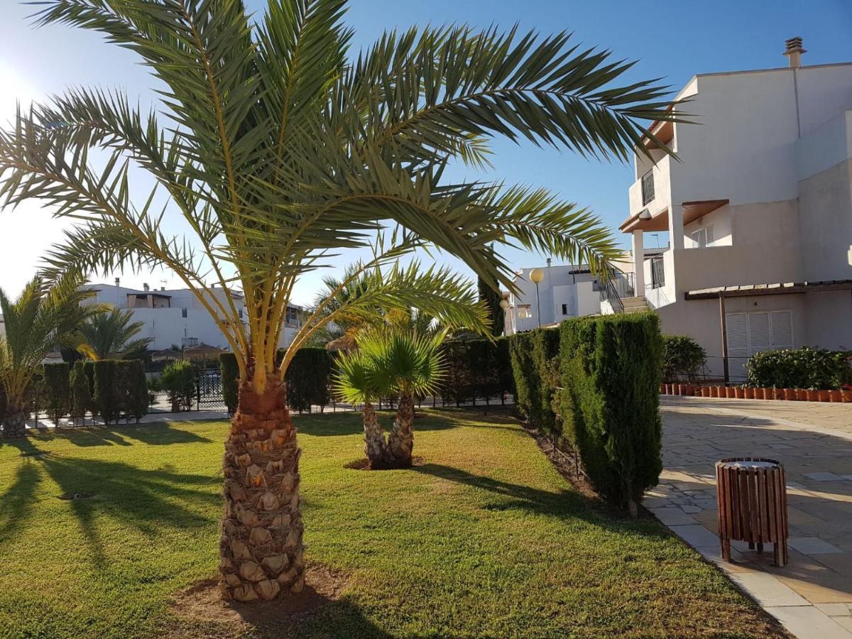 Casa Baja Naturista Con Patio En Primera Linea! Vera Bagian luar foto