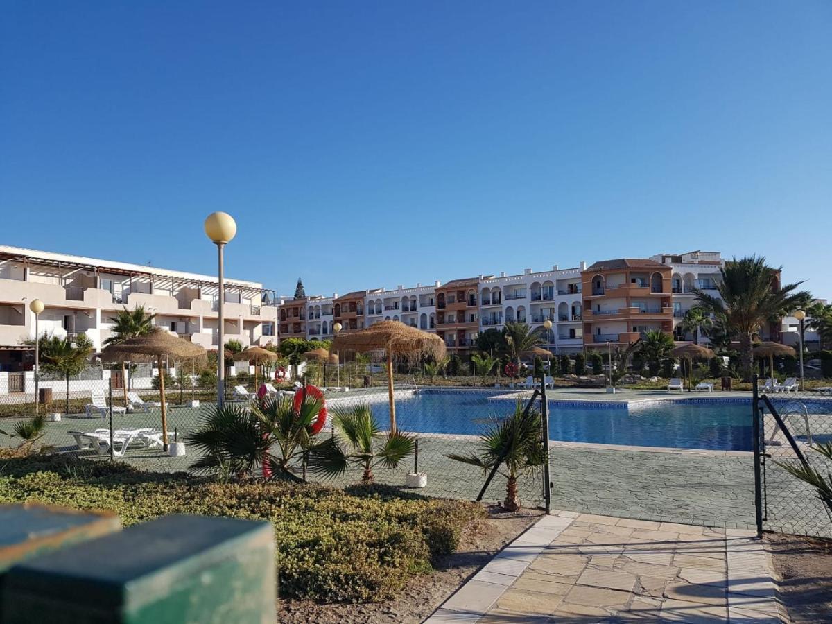 Casa Baja Naturista Con Patio En Primera Linea! Vera Bagian luar foto